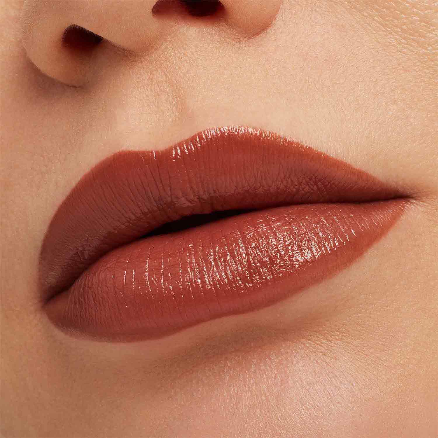 MACXIMAL SLEEK SATIN (LABIAL SATINADO)